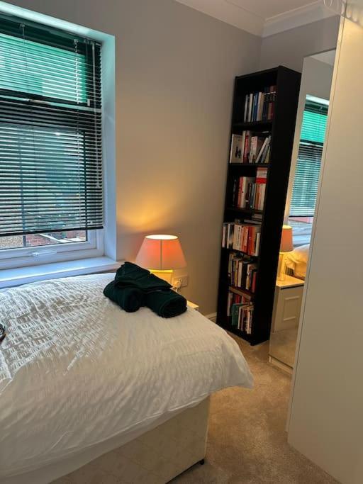 Adam'S Place, Watford Wd17 2Py Villa Luaran gambar
