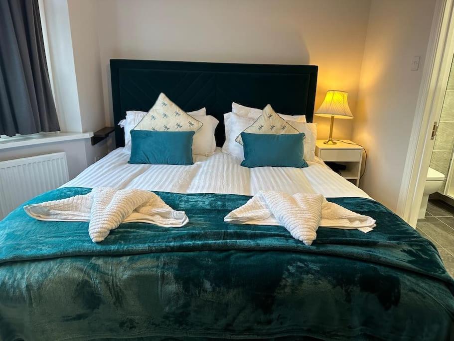 Adam'S Place, Watford Wd17 2Py Villa Luaran gambar